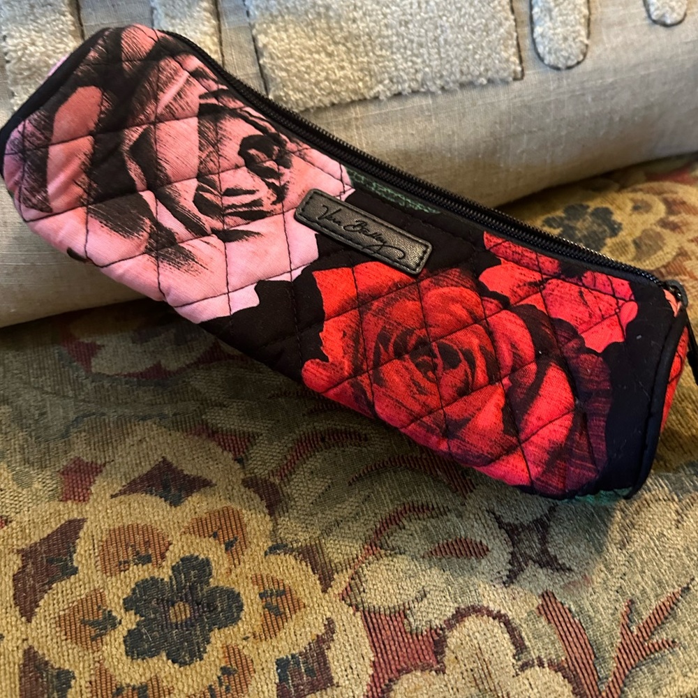 Like New Vera Bradley case